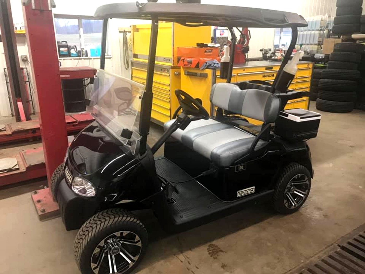 Customized golf cart